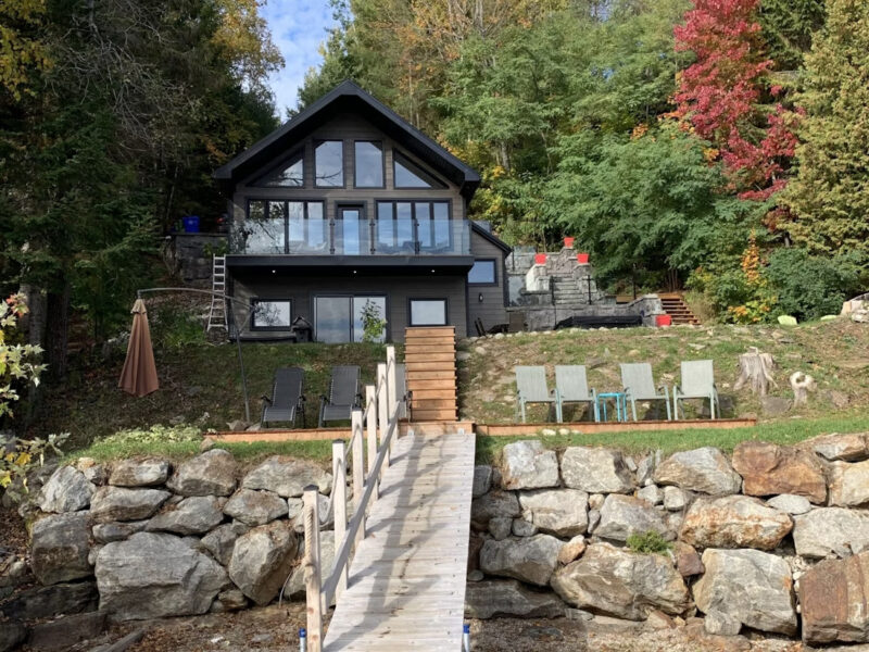 LA MERVEILLE | Chalet sur le bord de l'eau avec accès au lac